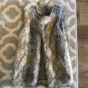 Fur vest
